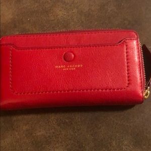Red marc Jacobs zip wallet